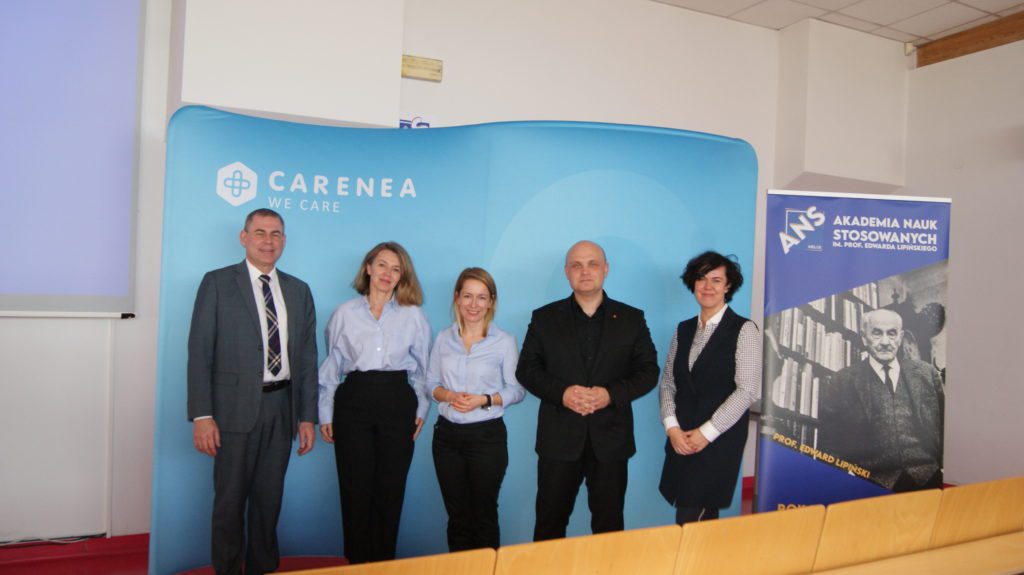 Carenea