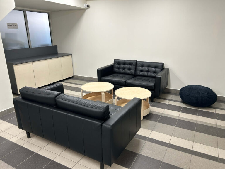 Akademia Nauk Stosowanych w Kielcach (Akademia Lipińskiego) jest w połowie realizacji projektu „Dostępna Akademia Lipińskiego”, współfinansowanego przez Unię… Dostępna Akademia Lipińskiego – półmetek realizacji projektu