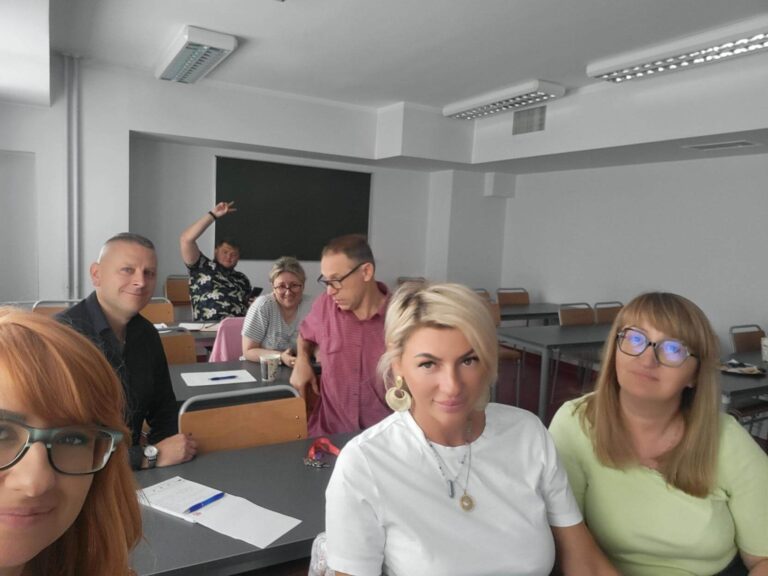 Akademia Nauk Stosowanych w Kielcach (Akademia Lipińskiego) jest w połowie realizacji projektu „Dostępna Akademia Lipińskiego”, współfinansowanego przez Unię… Dostępna Akademia Lipińskiego – półmetek realizacji projektu