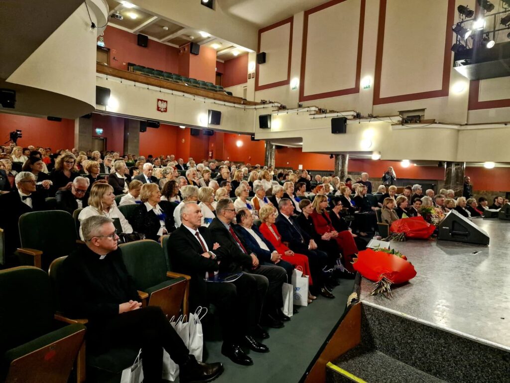 Akademia Lipińskiego partnerem Jubileuszu 10‑lecia Kieleckiego Uniwersytetu Trzeciego Wieku „Ponad Czasem”
