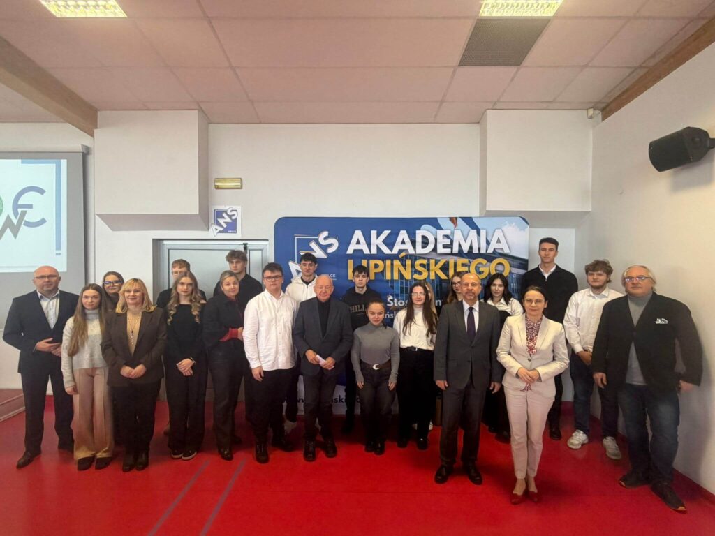 Zawody okręgowe XXXIX Olimpiady Wiedzy Ekonomicznej w Akademii Lipińskiego.