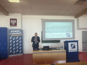 12 marca w Akademii Nauk Stosowanych im. prof. Edwarda Lipińskiego w Kielcach odbyło się wydarzenie CEO CARE DAY – inicjatywa, której celem było połączenie… CEO CARE DAY – nauka i biznes spotkały się w Akademii Lipińskiego