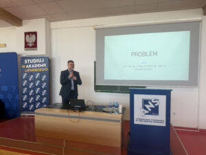 12 marca w Akademii Nauk Stosowanych im. prof. Edwarda Lipińskiego w Kielcach odbyło się wydarzenie CEO CARE DAY – inicjatywa, której celem było połączenie… CEO CARE DAY – nauka i biznes spotkały się w Akademii Lipińskiego