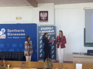 12 marca w Akademii Nauk Stosowanych im. prof. Edwarda Lipińskiego w Kielcach odbyło się wydarzenie CEO CARE DAY – inicjatywa, której celem było połączenie… CEO CARE DAY – nauka i biznes spotkały się w Akademii Lipińskiego