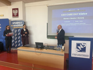 12 marca w Akademii Nauk Stosowanych im. prof. Edwarda Lipińskiego w Kielcach odbyło się wydarzenie CEO CARE DAY – inicjatywa, której celem było połączenie… CEO CARE DAY – nauka i biznes spotkały się w Akademii Lipińskiego