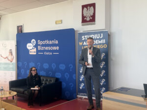 12 marca w Akademii Nauk Stosowanych im. prof. Edwarda Lipińskiego w Kielcach odbyło się wydarzenie CEO CARE DAY – inicjatywa, której celem było połączenie… CEO CARE DAY – nauka i biznes spotkały się w Akademii Lipińskiego