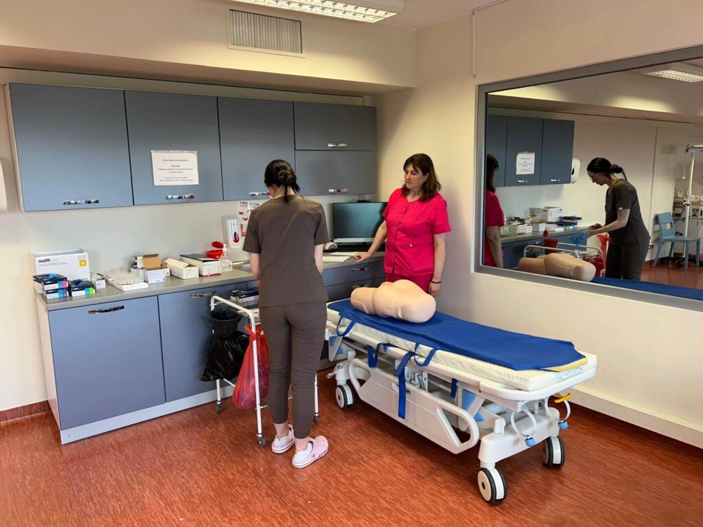 Intensywne dni egzaminów OSCE w Monoprofilowym Centrum Symulacji Medycznych Akademii Lipińskiego w Kielcach