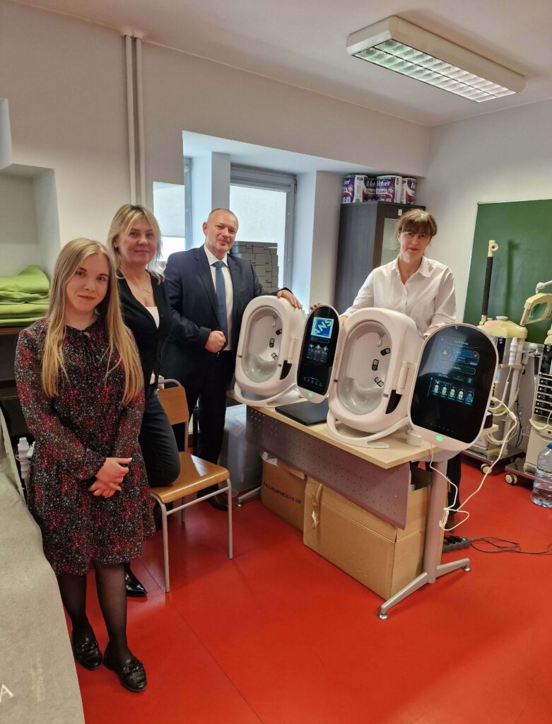 Nowoczesny system Phantom MD w pracowniach kosmetologicznych Akademii Lipińskiego w Kielcach