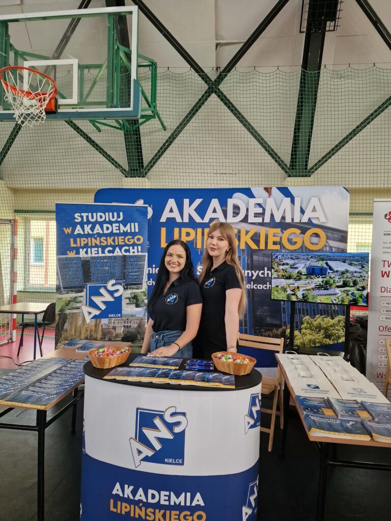 Akademia Lipińskiego na Targach Edukacyjno‑Zawodowych w Kraśniku