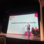 Wspieramy kulturę i ludzi teatru Akademia Lipińskiego miała zaszczyt uczestniczyć w jednym z najważniejszych wydarzeń kulturalnych regionu – uroczystej gali… Akademia Lipińskiego na 34. Plebiscycie „O Dziką Różę” w Kielcach